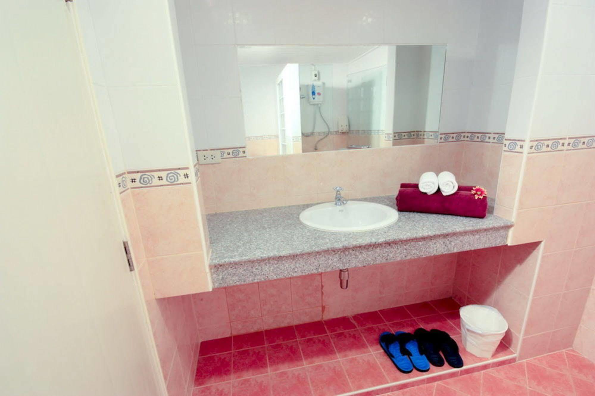 Kamala Sea View Apartment ภายนอก รูปภาพ